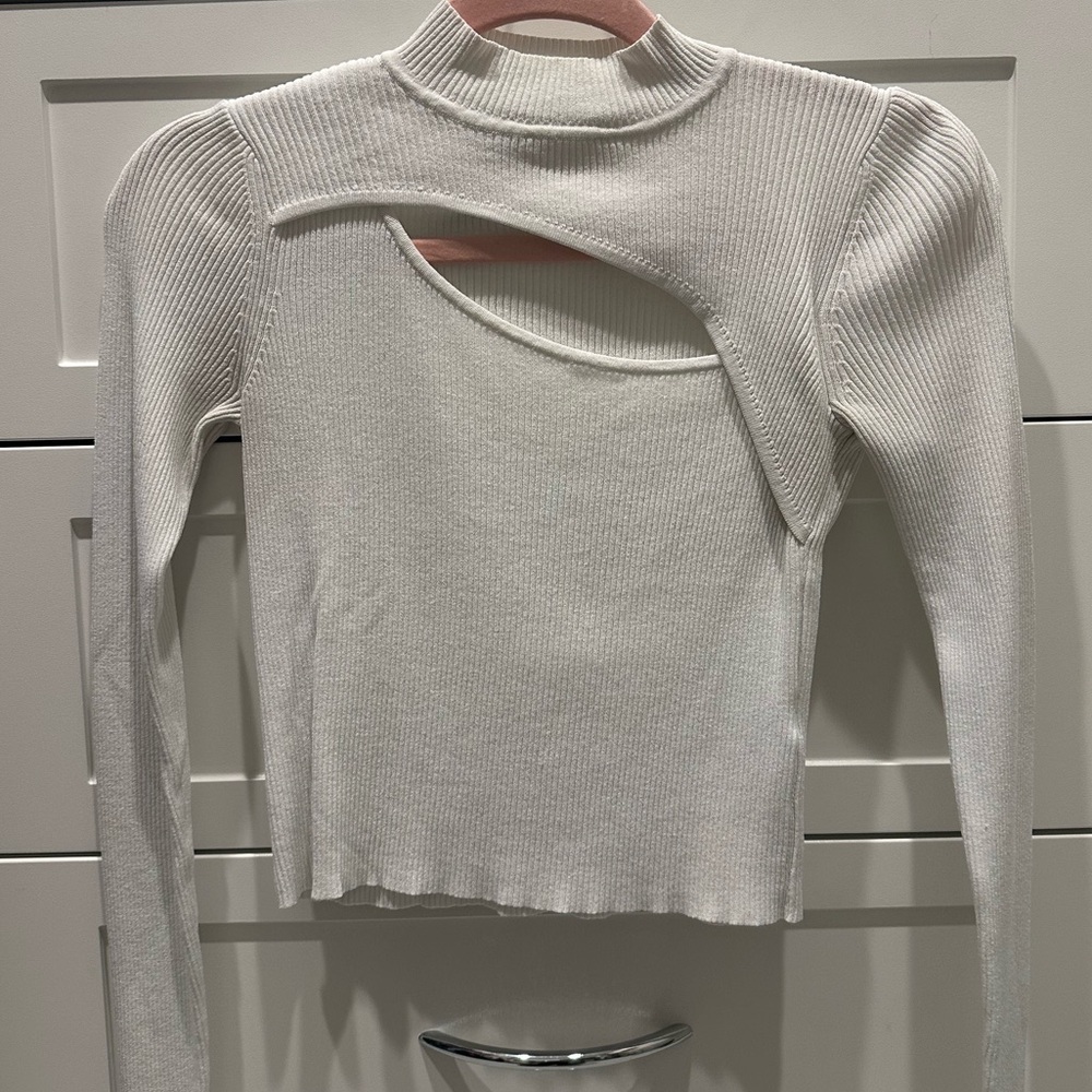 Zara White Cut-Out Longsleeve Top